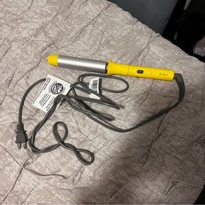 Drybar Curling Iron 1.25 in